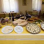 Grillo فندق نوورو