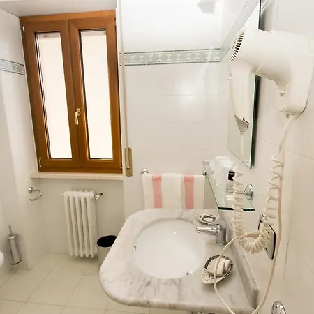 Grillo Hotel