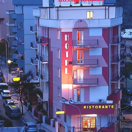 酒店 格里洛酒店 努奥罗